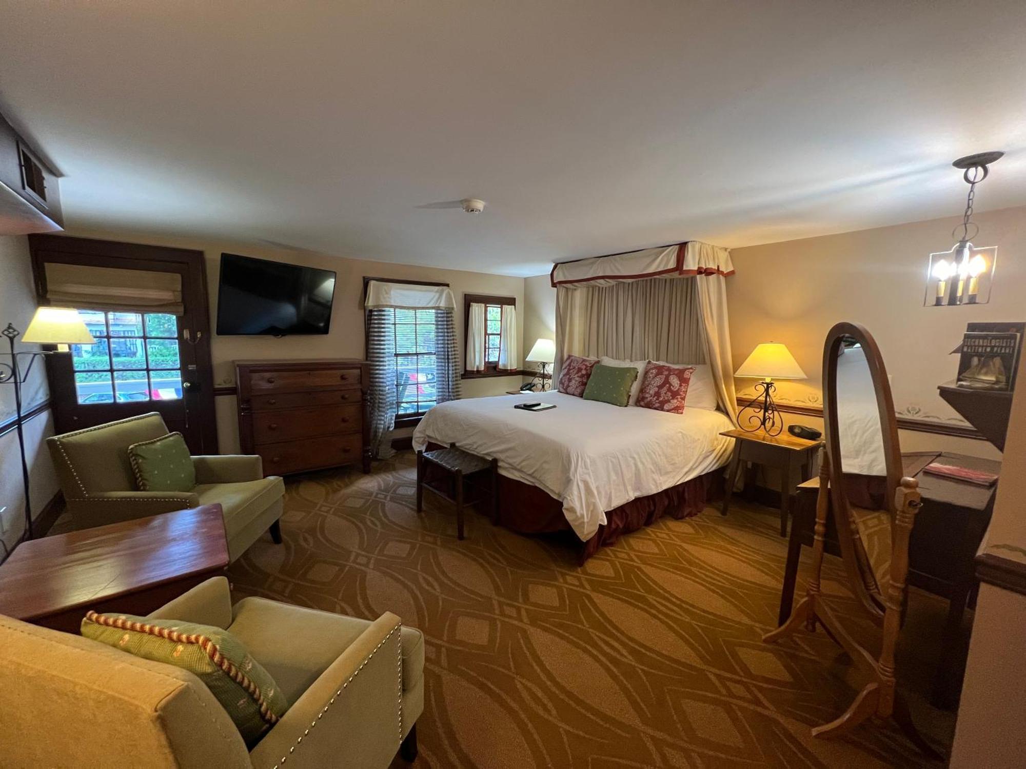 Highlands Inn Екстериор снимка
