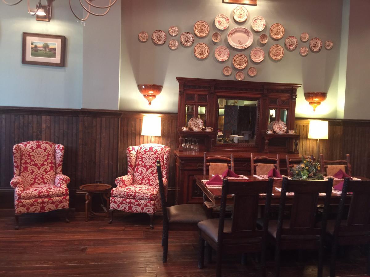 Highlands Inn Екстериор снимка