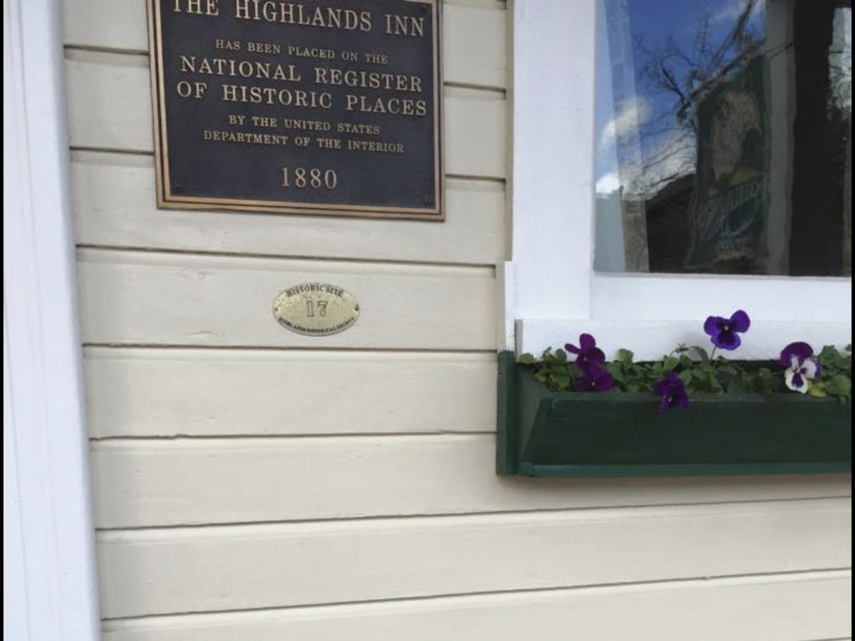 Highlands Inn Екстериор снимка
