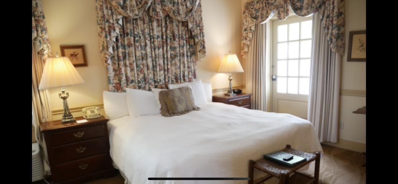 Highlands Inn Екстериор снимка